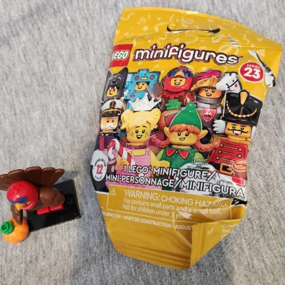 Lego Brown Turkey Minifigure with Orange Pumpkin Series 23 Mini Figure